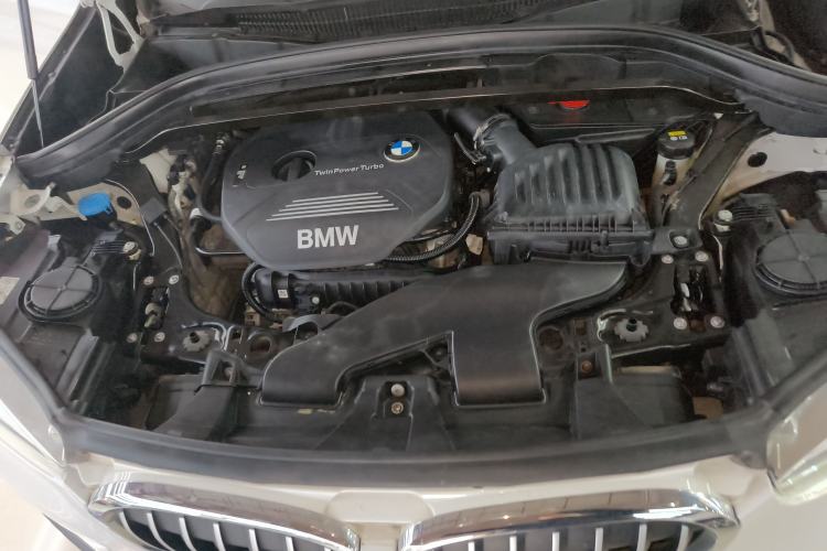 Used BMW X1 2018 sDrive18Li Fashion Model Engine Bay
