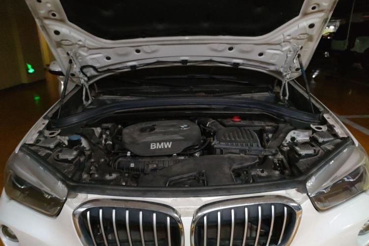 Used BMW X1 2018 sDrive20Li Leading Model Engine Bay