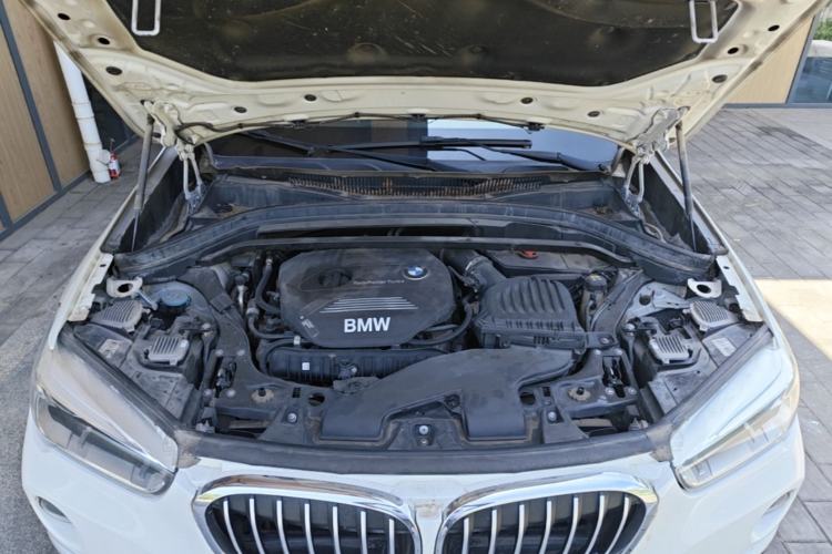 Used BMW X1 2018 xDrive20Li Luxury Edition Engine Bay