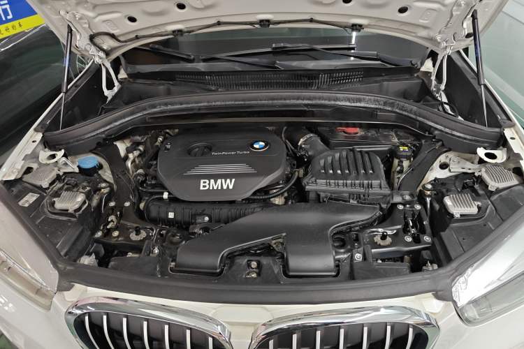 Used BMW X1 2018 sDrive20Li Leading Model Engine Bay