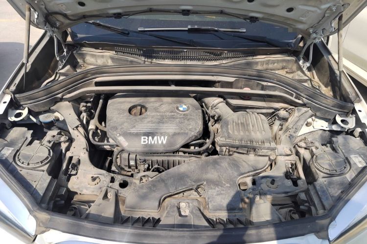 Used BMW X1 2018 sDrive18Li Fashion Model Engine Bay