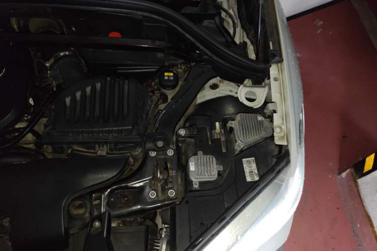 Used BMW X1 2018 sDrive20Li Leading Model Engine Bay Left