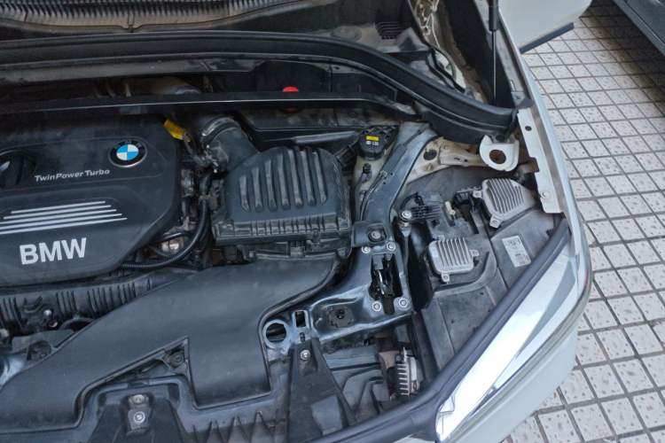 Used BMW X1 2018 sDrive20Li Leading Model Engine Bay Left