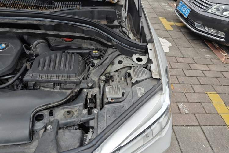 Used BMW X1 2018 sDrive20Li Leading Model Engine Bay Left