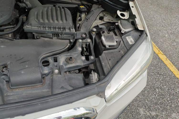 Used BMW X1 2018 sDrive20Li Leading Model Engine Bay Left