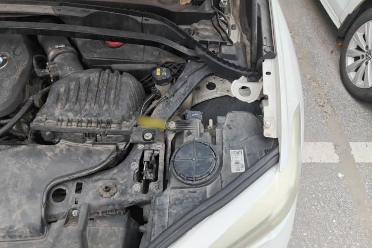 Used BMW X1 2018 sDrive18Li Fashion Model Engine Bay Left