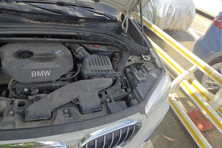 Used BMW X1 2018 sDrive18Li Fashion Model Engine Bay Left