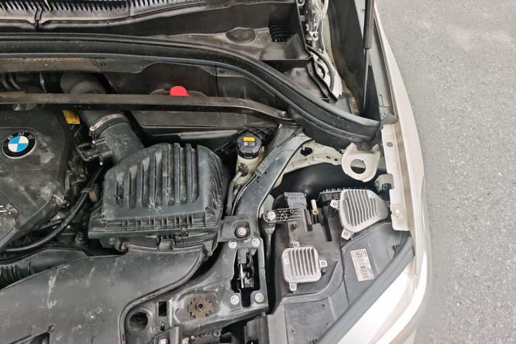 Used BMW X1 2018 xDrive20Li Luxury Edition Engine Bay Left