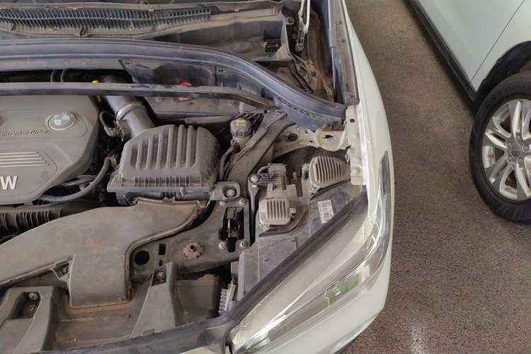 Used BMW X1 2018 sDrive20Li Leading Model Engine Bay Left