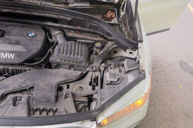 Used BMW X1 2018 sDrive20Li Leading Model Engine Bay Left