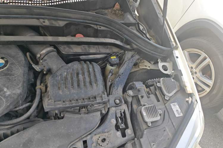 Used BMW X1 2018 sDrive18Li Luxury Model Engine Bay Left