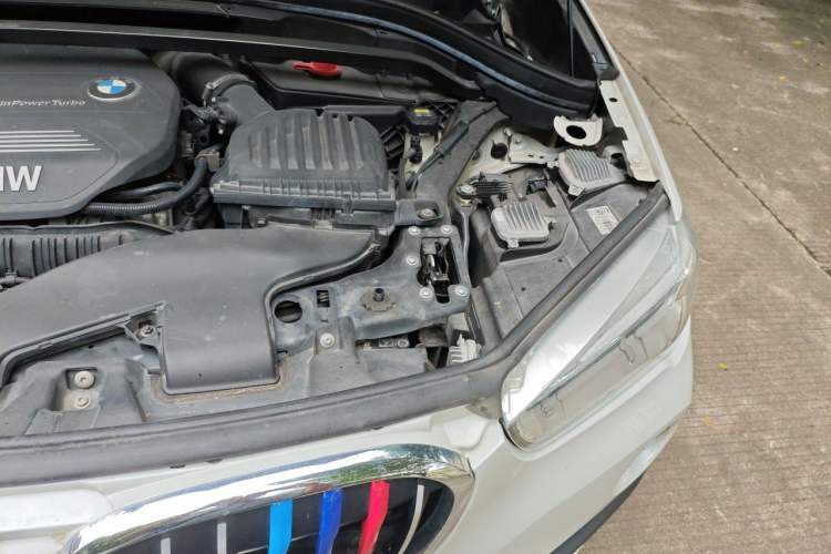 Used BMW X1 2018 sDrive20Li Leading Model Engine Bay Left