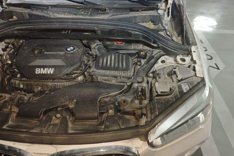 Used BMW X1 2018 xDrive20Li Luxury Edition Engine Bay Left