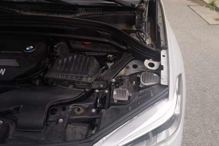 Used BMW X1 2018 sDrive20Li Leading Model Engine Bay Left