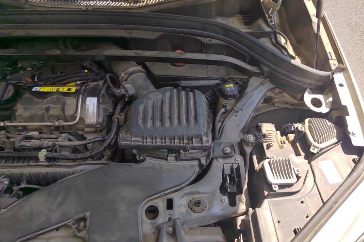 Used BMW X1 2018 sDrive18Li Luxury Model Engine Bay Left