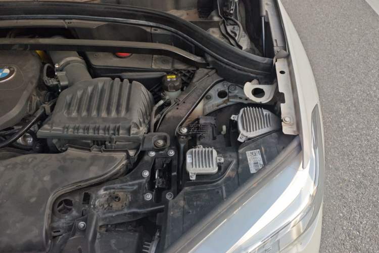 Used BMW X1 2018 sDrive20Li Leading Model Engine Bay Left