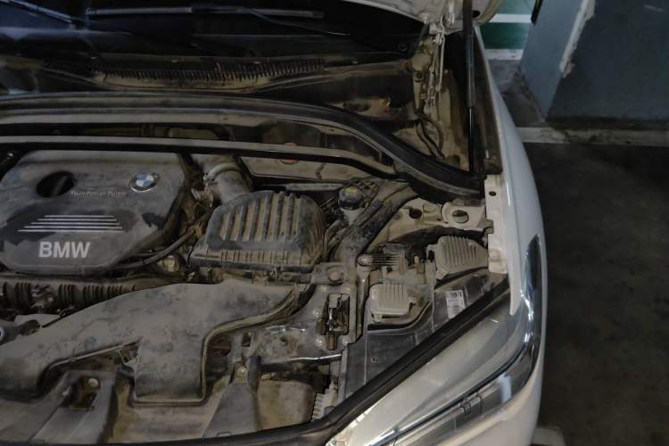 Used BMW X1 2018 sDrive20Li Leading Model Engine Bay Left