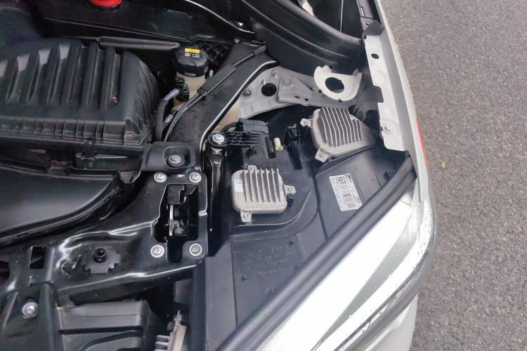 Used BMW X1 2018 sDrive18Li Luxury Model Engine Bay Left