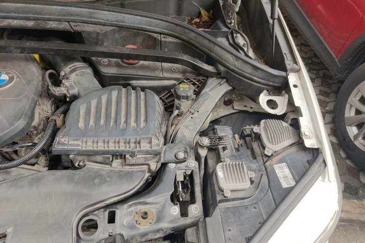 Used BMW X1 2018 sDrive20Li Leading Model Engine Bay Left