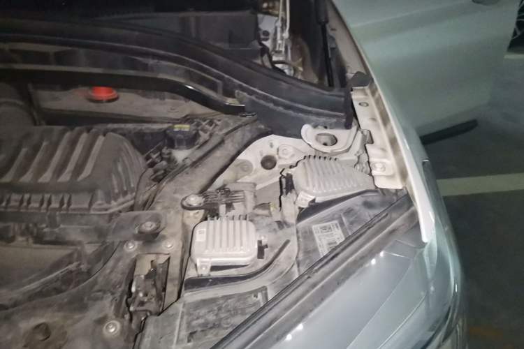 Used BMW X1 2018 sDrive20Li Leading Model Engine Bay Left