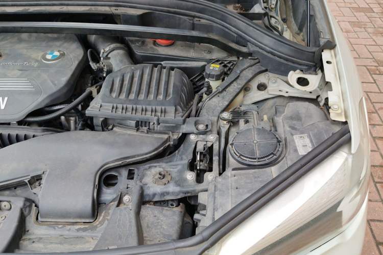 Used BMW X1 2018 sDrive18Li Fashion Model Engine Bay Left
