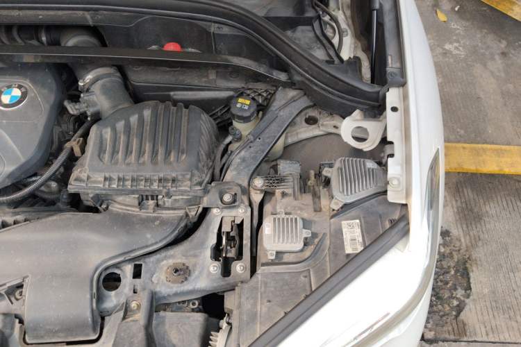 Used BMW X1 2018 sDrive18Li Luxury Model Engine Bay Left