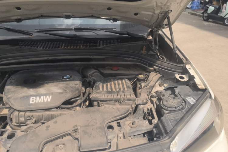 Used BMW X1 2018 sDrive18Li Fashion Model Engine Bay Left