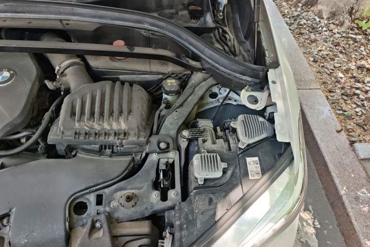 Used BMW X1 2018 xDrive20Li Luxury Edition Engine Bay Left
