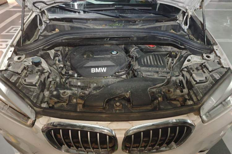 Used BMW X1 2018 xDrive20Li Luxury Edition Engine Bay