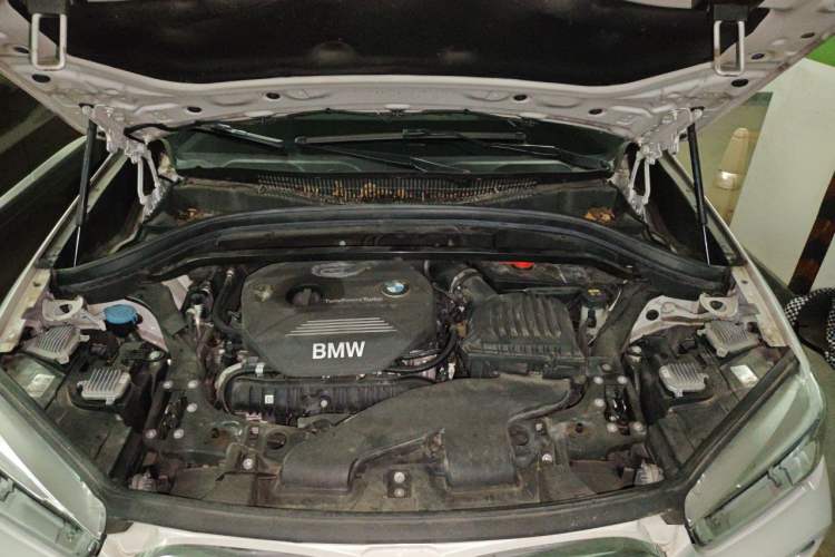 Used BMW X1 2018 xDrive20Li Luxury Model Engine Bay