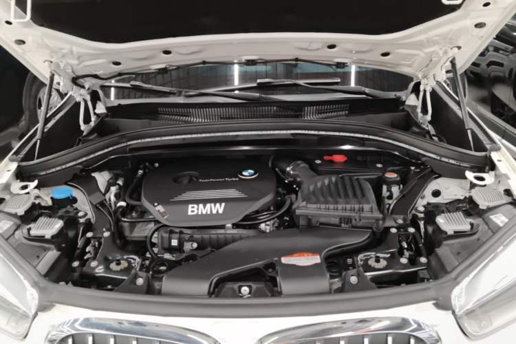 Used BMW X1 2018 sDrive18Li Luxury Model Engine Bay