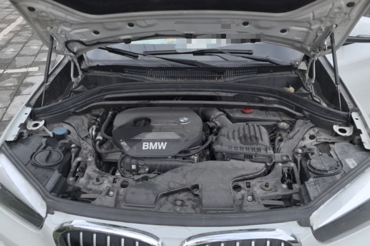 Used BMW X1 2018 sDrive18Li Fashion Model Engine Bay