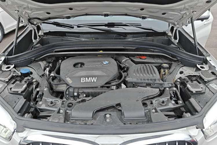 Used BMW X1 2018 sDrive18Li Luxury Model Engine Bay