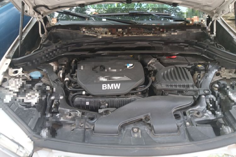 Used BMW X1 2018 xDrive20Li Luxury Edition Engine Bay