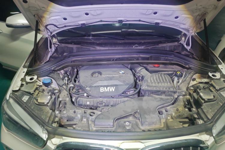 Used BMW X1 2018 sDrive20Li Leading Model Engine Bay