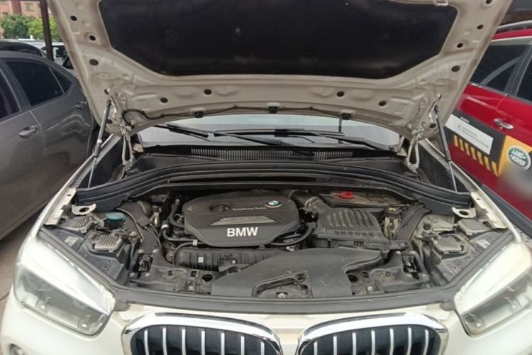 Used BMW X1 2018 xDrive20Li Luxury Edition Engine Bay