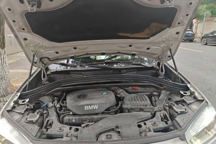 Used BMW X1 2018 xDrive20Li Luxury Model Engine Bay