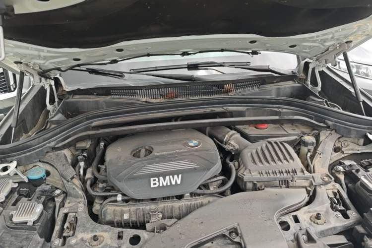 Used BMW X1 2018 xDrive20Li Luxury Model Engine Bay