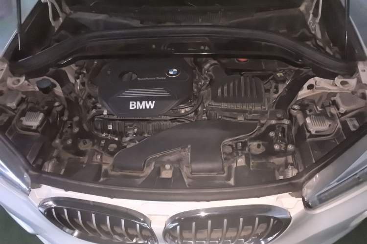 Used BMW X1 2018 xDrive20Li Luxury Model Engine Bay