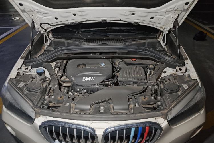 Used BMW X1 2018 sDrive18Li Fashion Model Engine Bay
