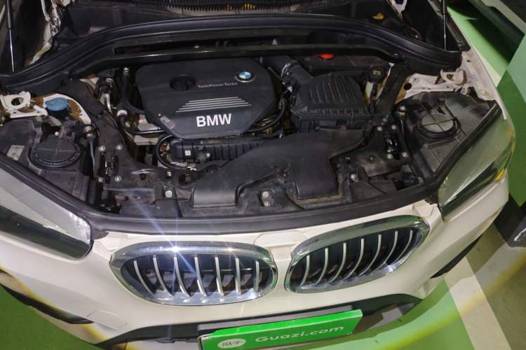 Used BMW X1 2018 sDrive18Li Fashion Model Engine Bay