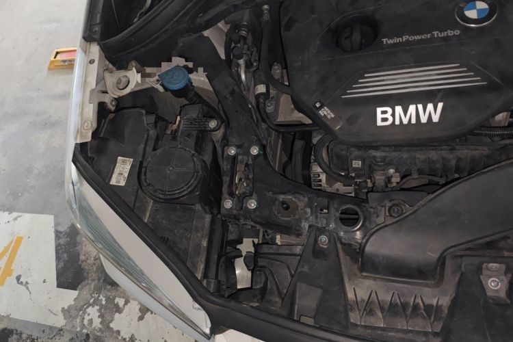 Used BMW X1 2018 sDrive18Li Fashion Model Engine Bay Right