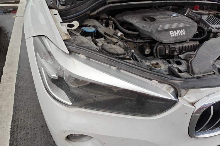 Used BMW X1 2018 sDrive18Li Fashion Model Engine Bay Right