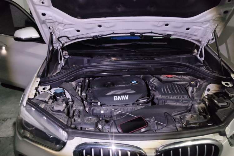 Used BMW X1 2018 xDrive20Li Luxury Edition Engine Bay Right