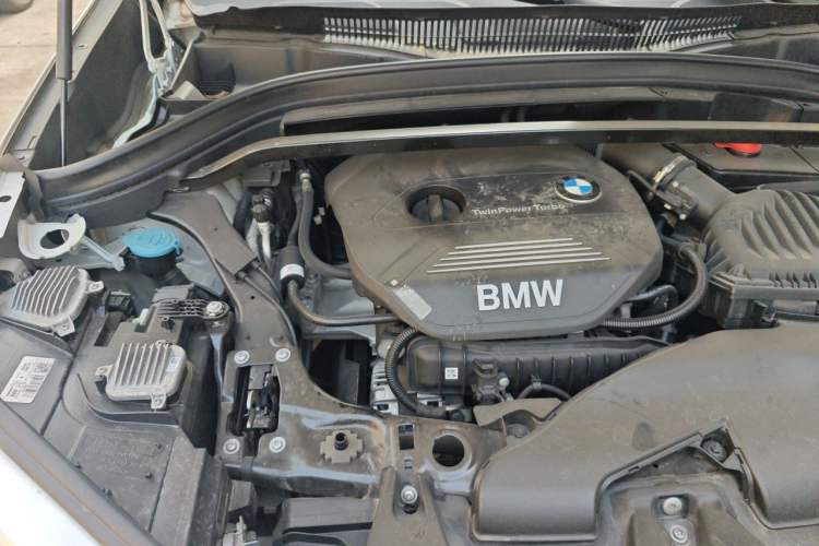 Used BMW X1 2018 sDrive18Li Luxury Model Engine Bay Right