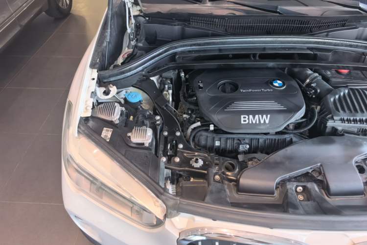 Used BMW X1 2018 sDrive20Li Leading Model Engine Bay Right