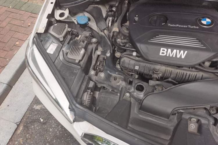 Used BMW X1 2018 sDrive20Li Leading Model Engine Bay Right