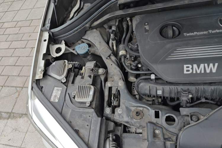 Used BMW X1 2018 sDrive20Li Leading Model Engine Bay Right
