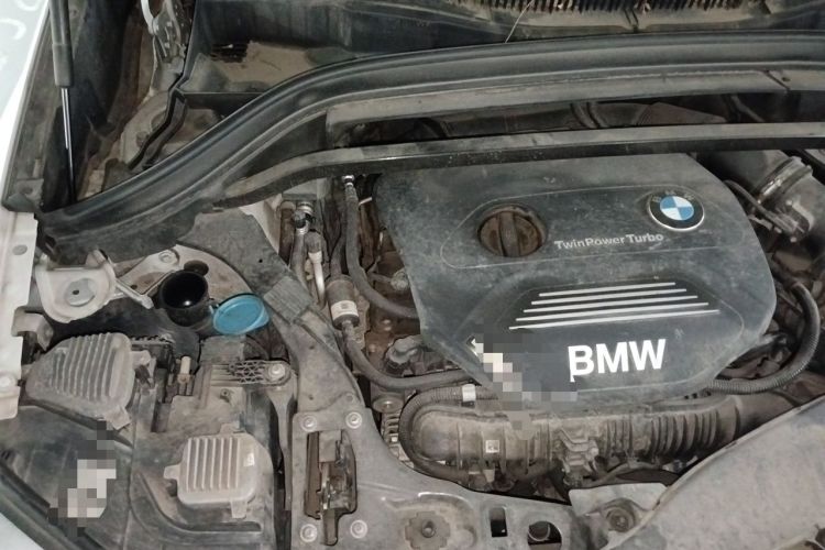 Used BMW X1 2018 xDrive20Li Luxury Edition Engine Bay Right