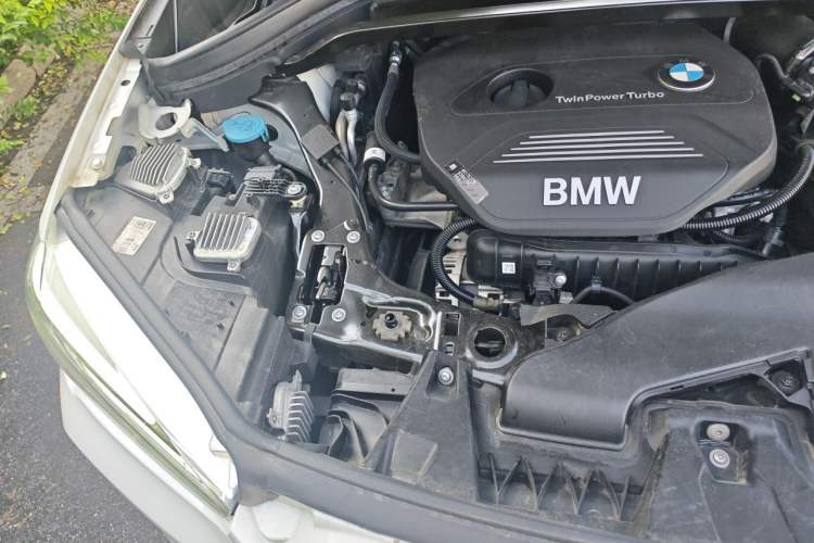 Used BMW X1 2018 sDrive18Li Luxury Model Engine Bay Right